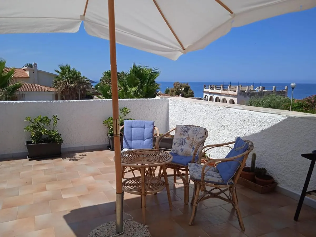 Apartman Sardegna Casa Vacanze La Bouganville Tresnuraghes